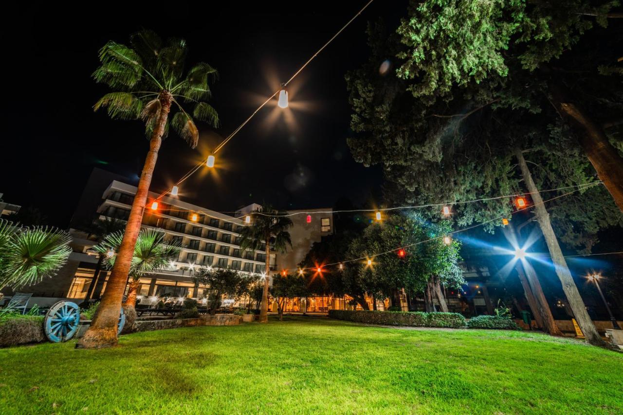 Hotel Pia Bella Kyrenia  Exterior foto