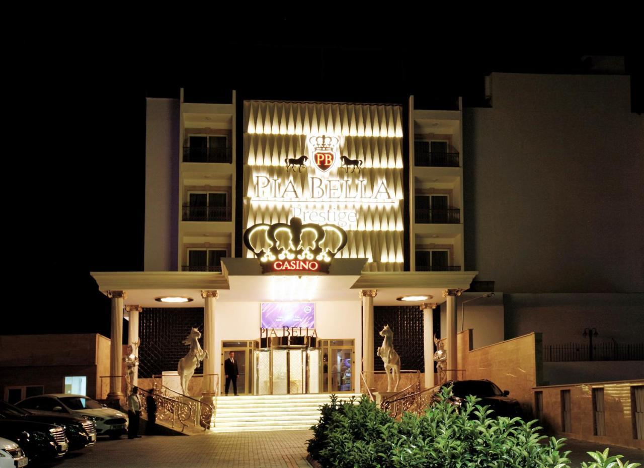 Hotel Pia Bella Kyrenia  Exterior foto